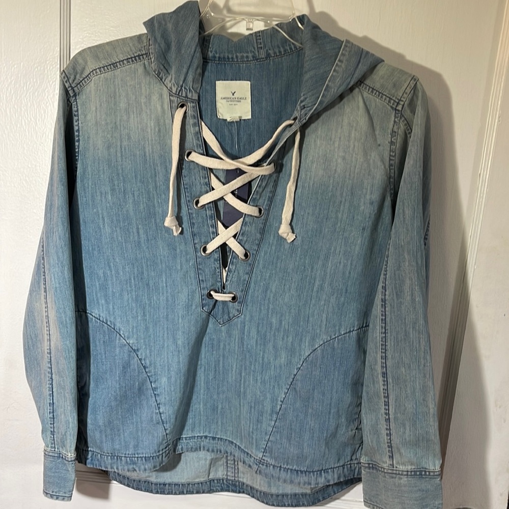 American Eagle hooded pullover